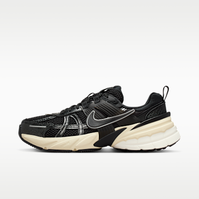 Nike V2K Run Women's Shoes with Reflective Accents. Nike JP